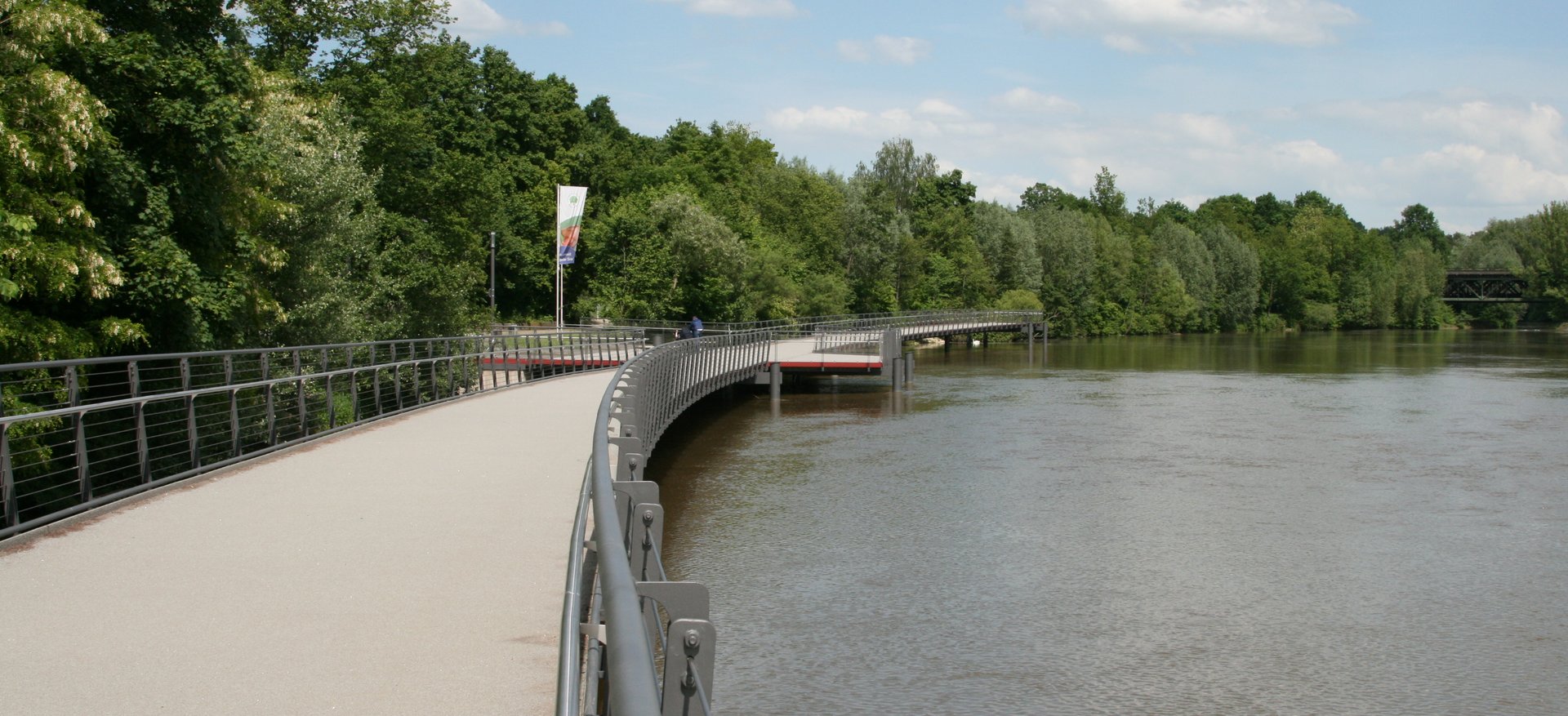 Fußgängersteg Wöhrder See (Photo by STS)